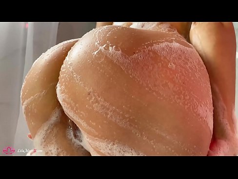 ❤️ Brunette Masturbates Pus karo Vibrator kanggo Intens Orgasme ing Shower ❤❌ Seks ing jv.bsglass.ru ❌️